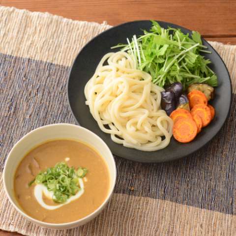 おなかに嬉しい！ヨーグルトカレーつけうどん