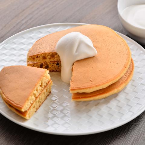 ミルクティー風味のホットケーキ クリーム レシピ 森永乳業の乳でひろがる アイデアレシピ 森永乳業株式会社