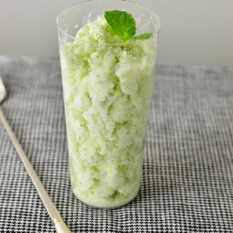 ライムミントのフローズンヨーグルト レシピ 森永乳業の乳でひろがる アイデアレシピ 森永乳業株式会社