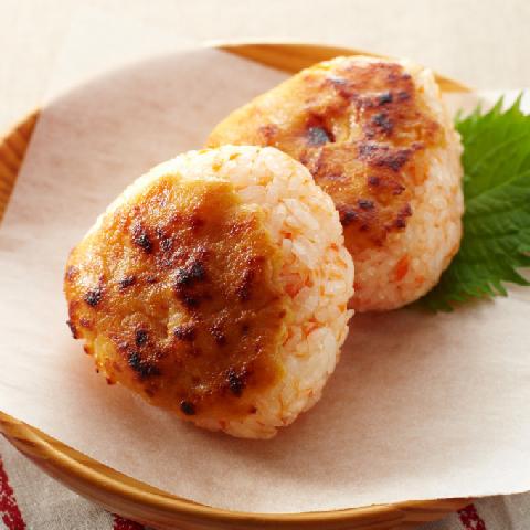 味噌チーズのこんがり焼きおにぎり レシピ 森永乳業の乳でひろがる アイデアレシピ 森永乳業株式会社